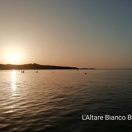 B&B L'Altare Bianco Vieste Bagian luar foto